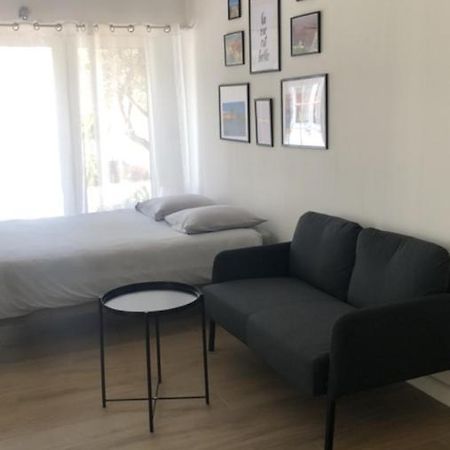 Studio Refait A Neuf Avec Jardin Aigues Mortes Екстериор снимка